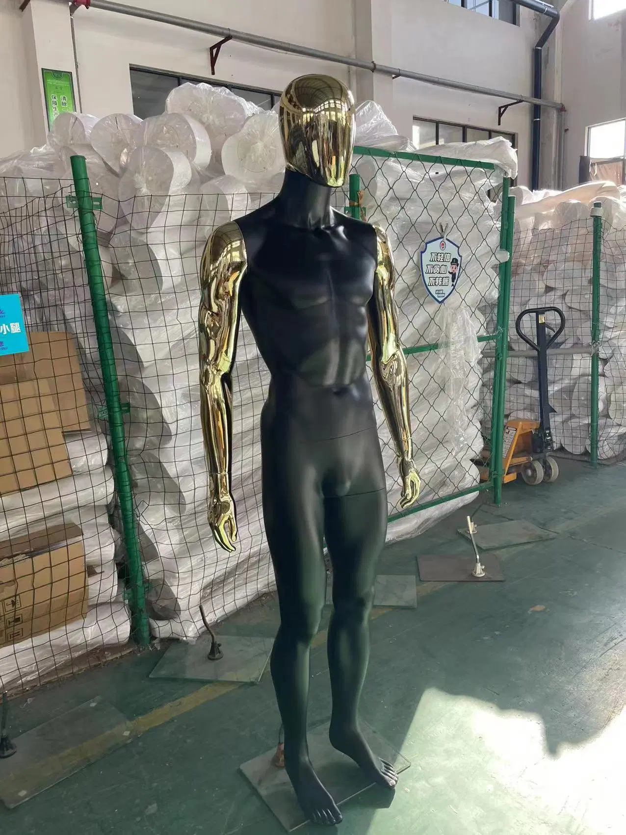 Efeel Mixed Mannequin Chrome Gold Black Man Mannequins with Gold Head&Arm