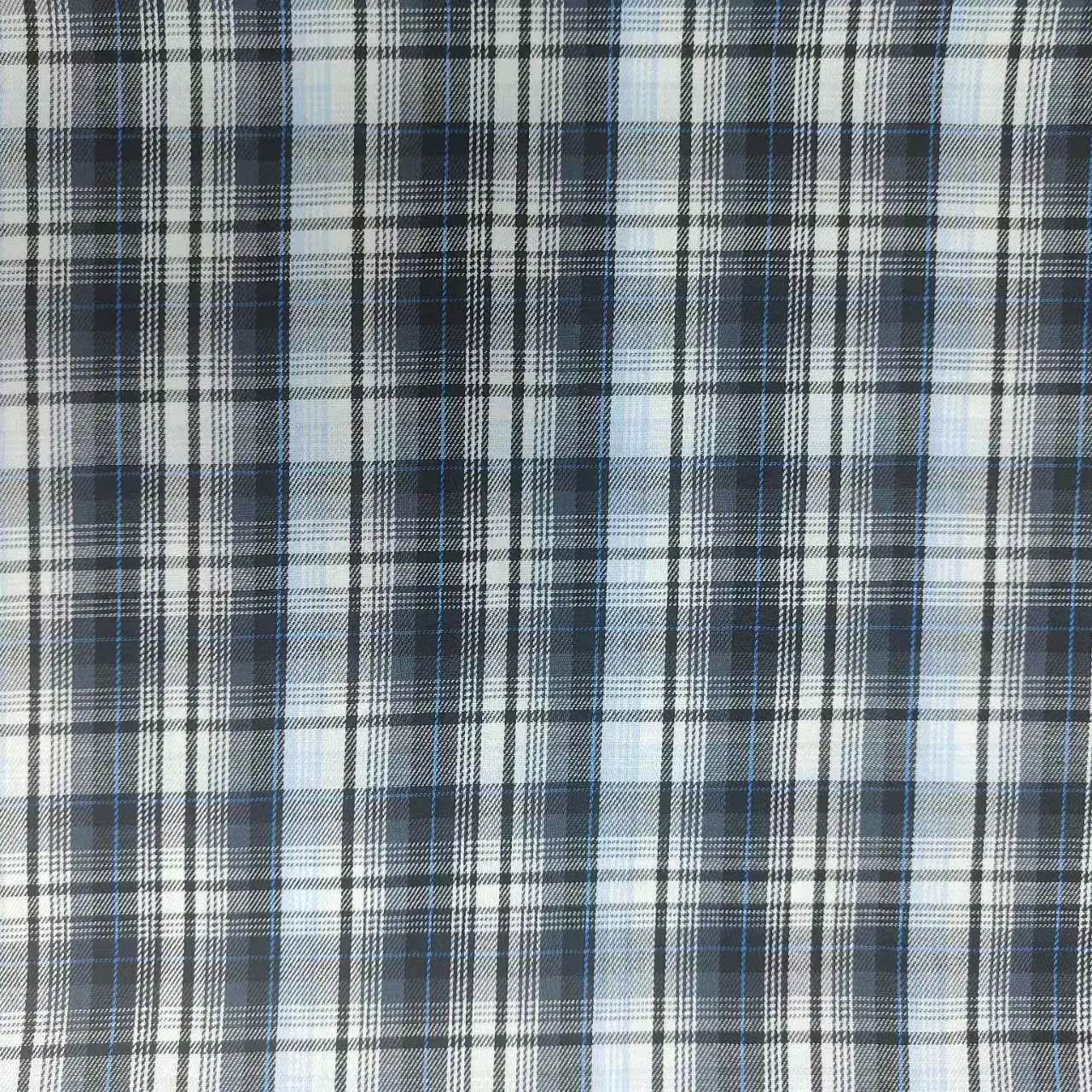 Silkgingham-inspiriertes atmungsaktives und weiches Shirtmaterial aus Bambus-Baumwollmischgewebe aus Plaid-Baumwolle