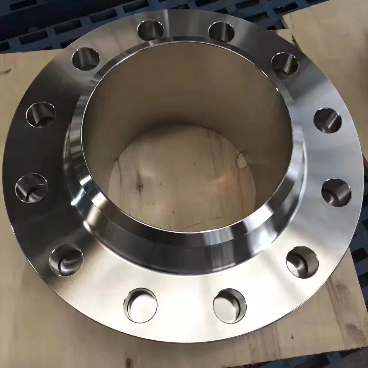 Experienced Carbon Steel Welding Neck Flanges Manufacturers