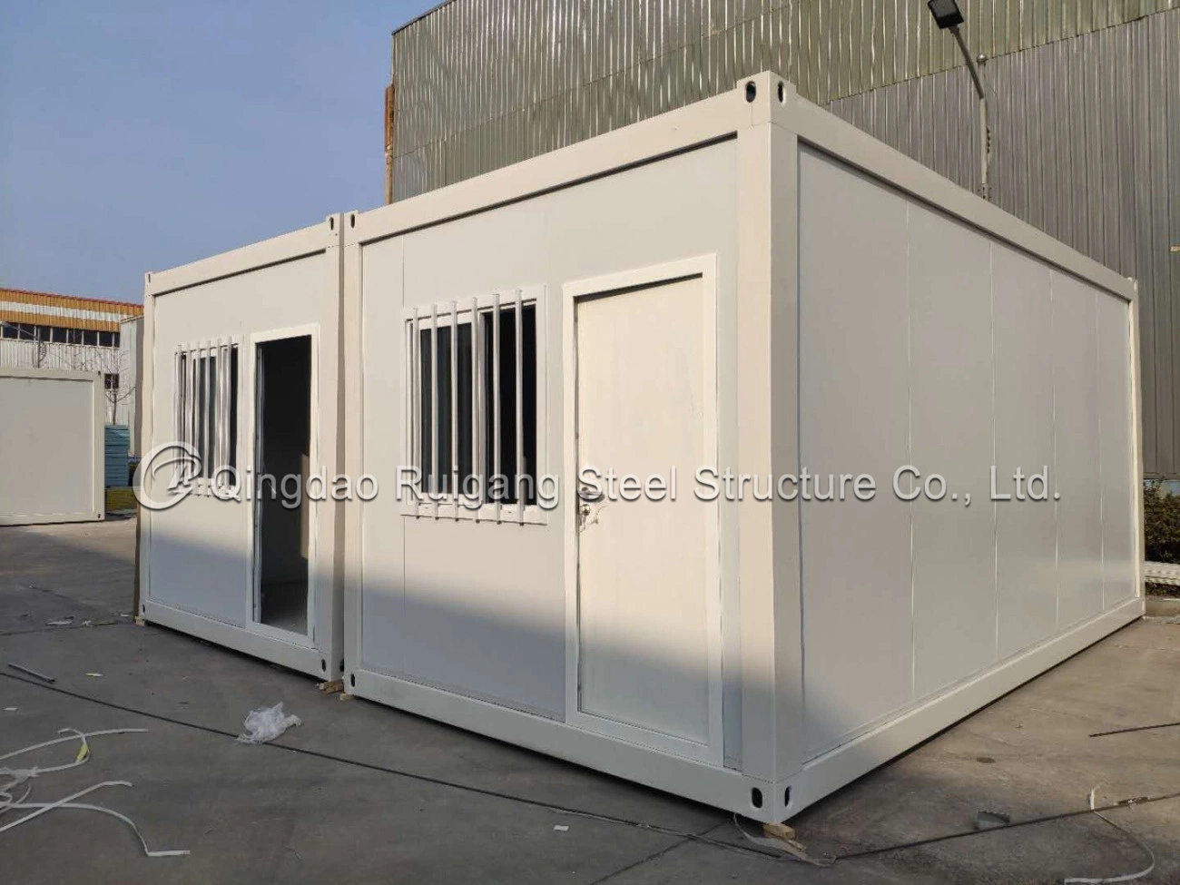 Original Factory Price 40FT Affordable Modern Mobile Home Movable Prefab Tiny Temporary Offices Mobile Modular Portable Garden Tool Storage Container House