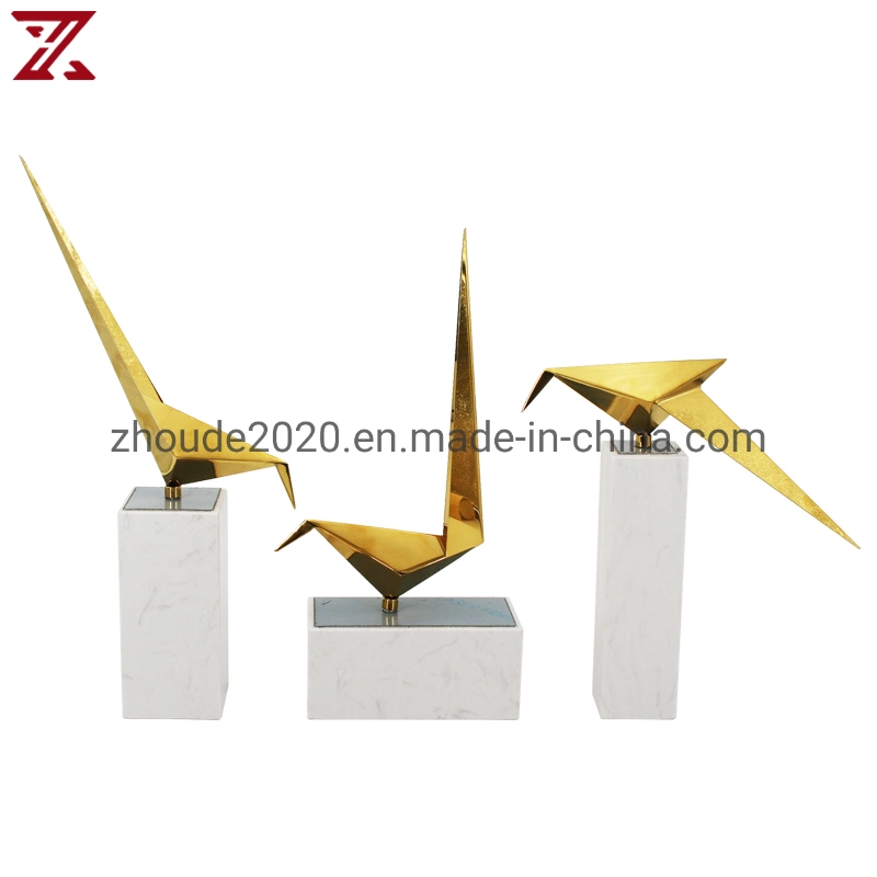 European Style Gold Bird Shape Figurine Natural Marble Base Luxury Modern Metal Pieces Home Decoration for Office