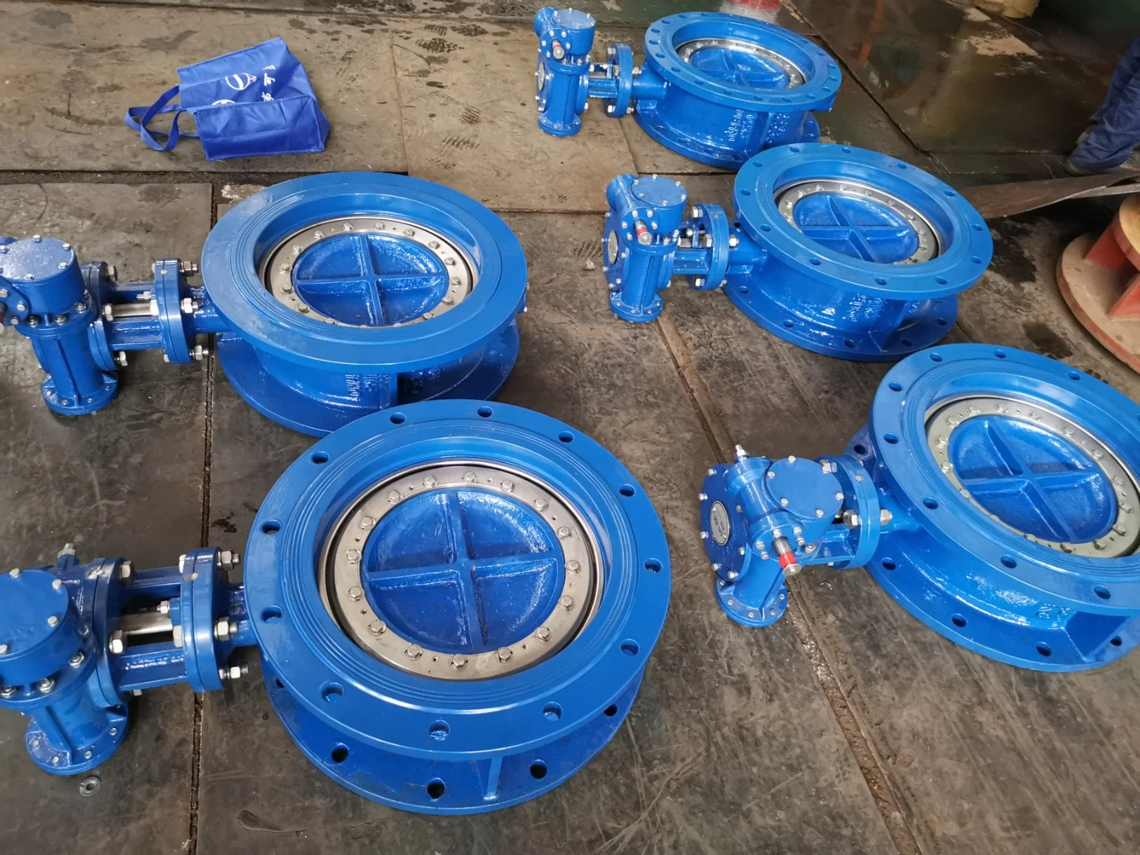 Resilient Seated Concentric Type Ductile Cast Iron Industrial Control Wafer Lug Butterfly Valves with EPDM PTFE PFA Rubber Lining API/ANSI/DIN/JIS/ASME/Awwa