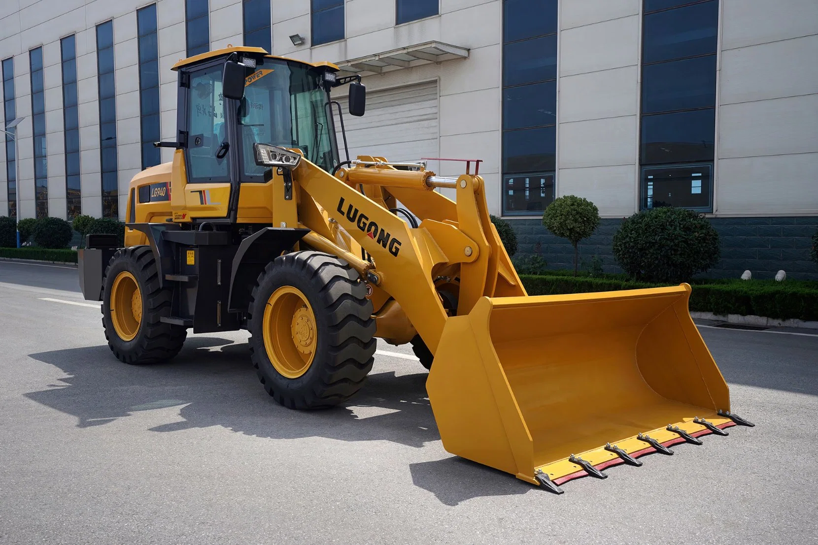 Lugong Manufacturer Compact Front End Shovel Loader LG940 with Attachements for Multi Purpose