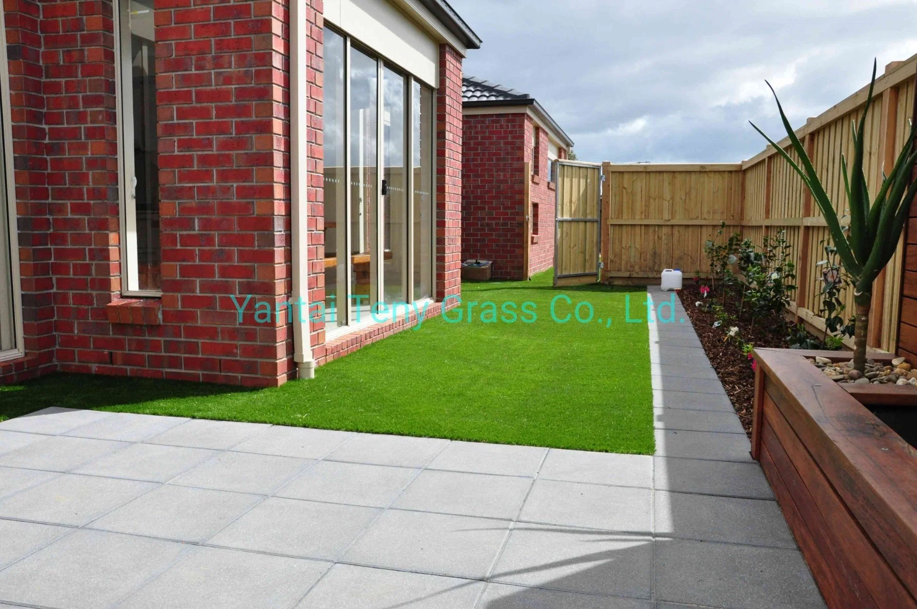 Green Landsccpe Synthetic Artificial Grass Green Backing Grass Synthetic Turf Synthetic Lawn