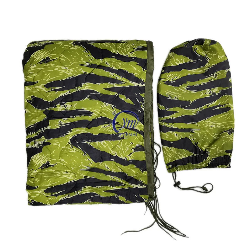 Tapis de couchage imperméable Camo Poncho Liner tactique de couverture de sécurité