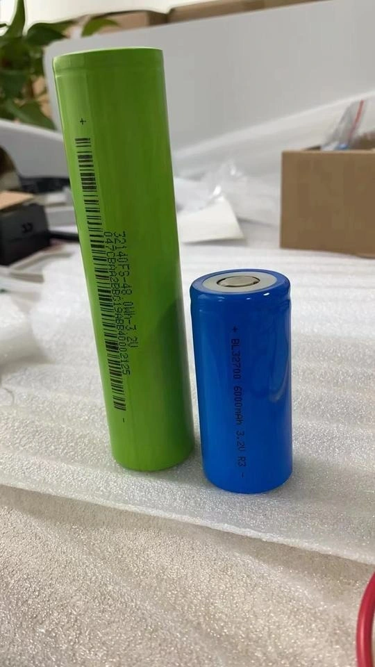 High Capacity Long Life Rechargeable 3.2V 15ah Lithium Ion LiFePO4 Battery Cells