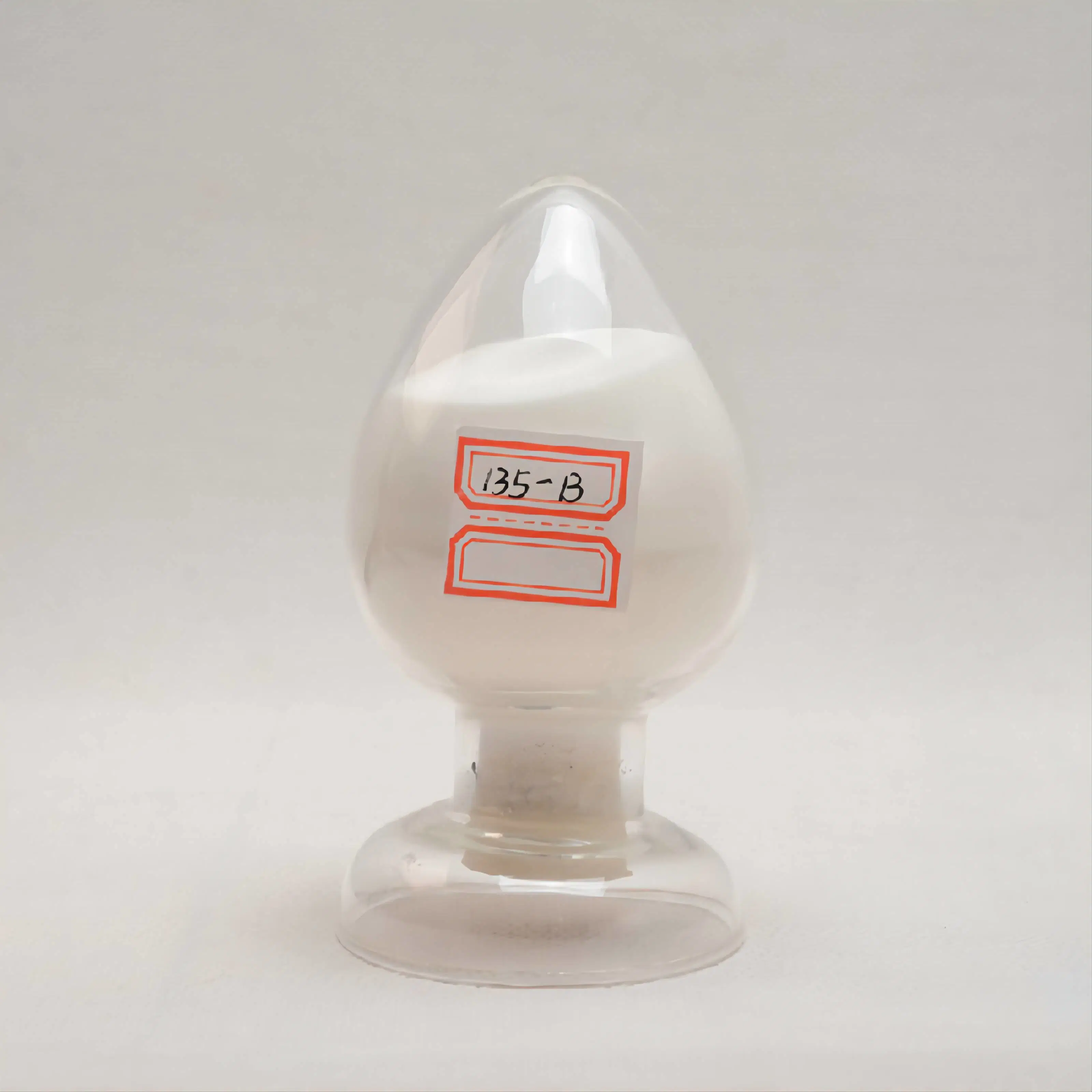 Chlorinated Polyethylene CPE 135b with Excellent Price and Quality, an Advanced Plastic Additive Mainly Used in Plastic Products