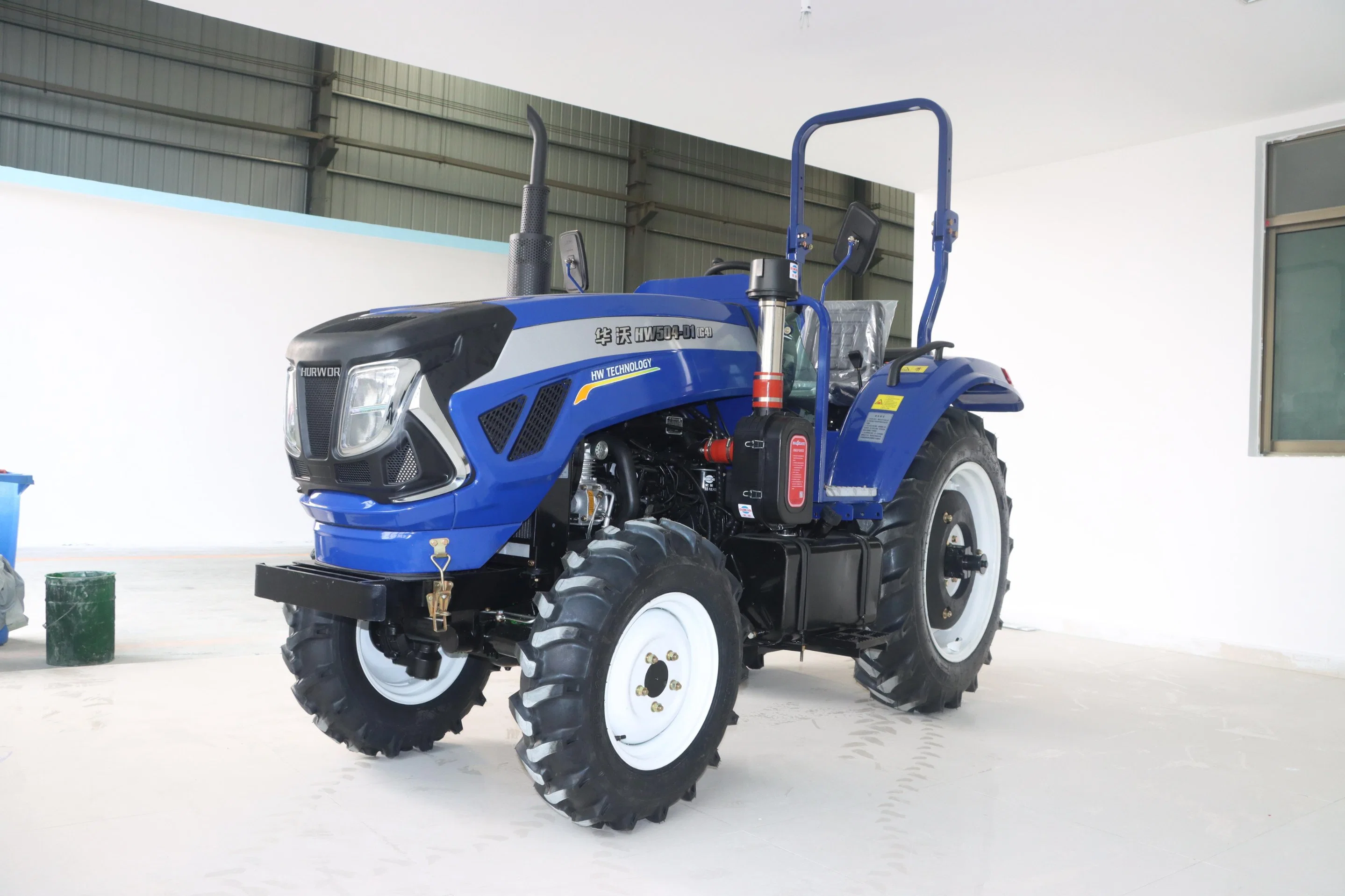 4X4 Hw504/ 604/704 Wheeled Farming Tractor with CE/ ISO