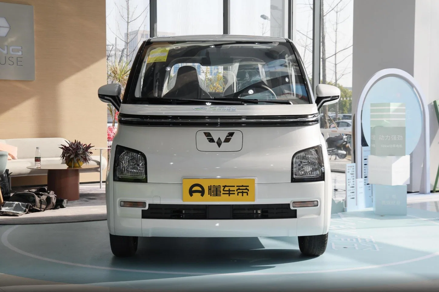 Wuling Air EV Clear Sky 2022 Micro Pure Vehicle Mini EV Car Electric.