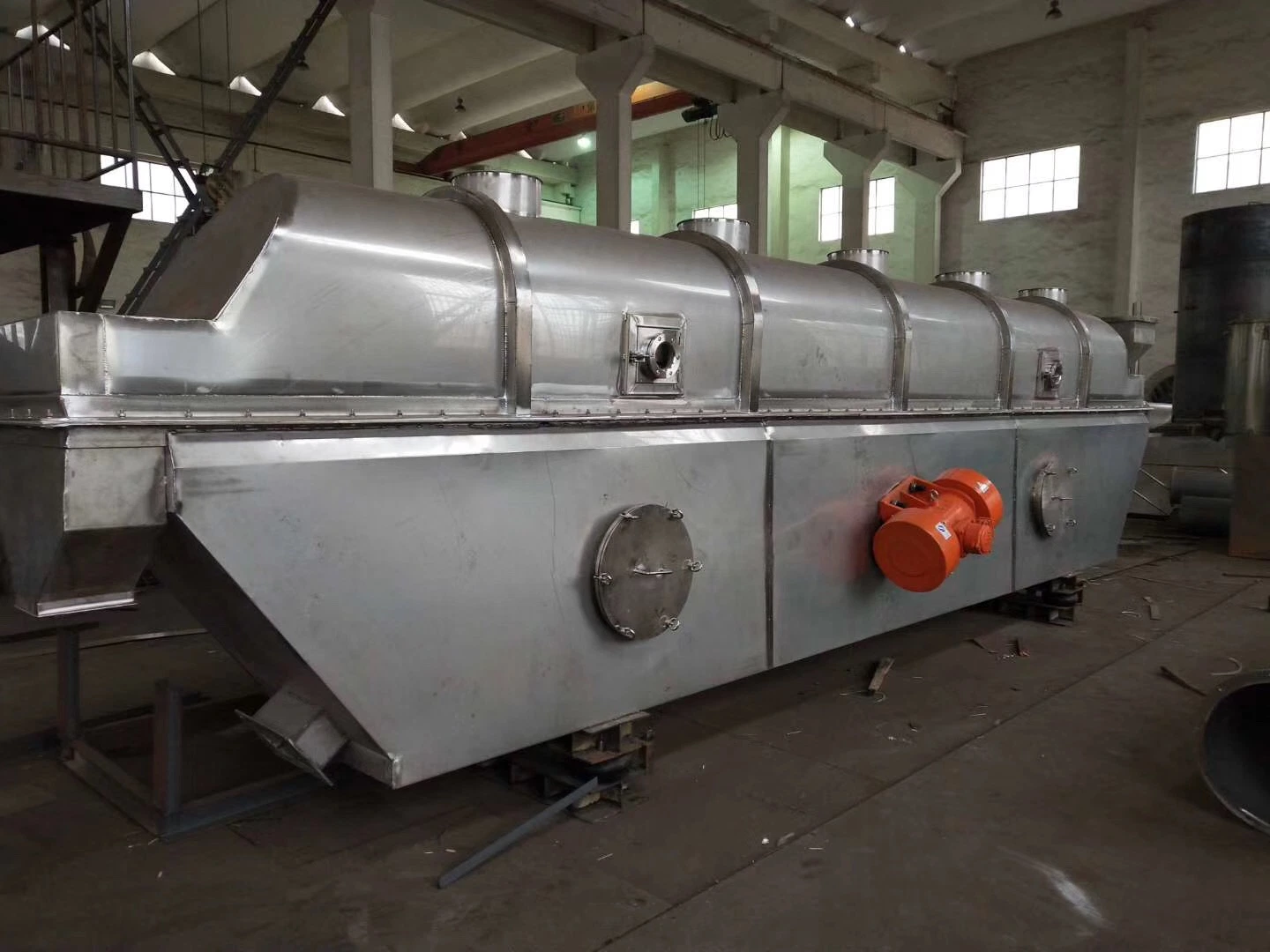 Hot Sell Continuous Vibrating Fluidized Bed Hot Air Dehydrator Machine Drying Oven for Vinasse Dryer Equipment