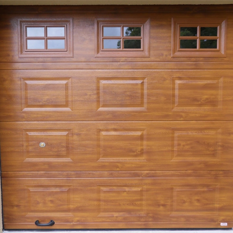 Porte de garage en bois à télécommande, aspect en bois, porte résidentielle