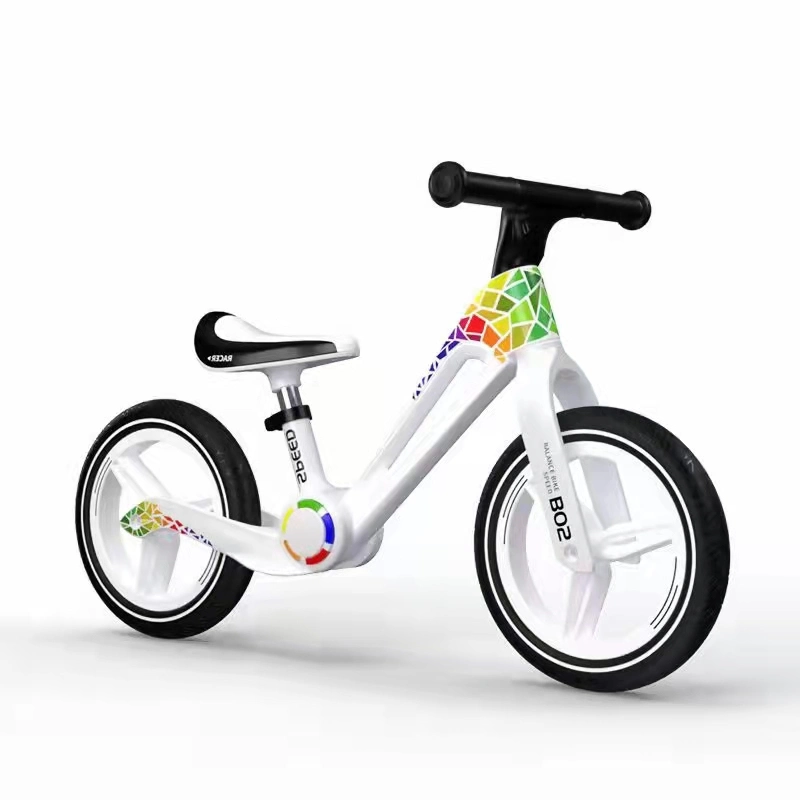 La moda de 12 pulgadas de plástico plegables de inserción de los Niños Los Niños Bicicletas equilibrio equilibrio Diapositiva Mini bicicletas