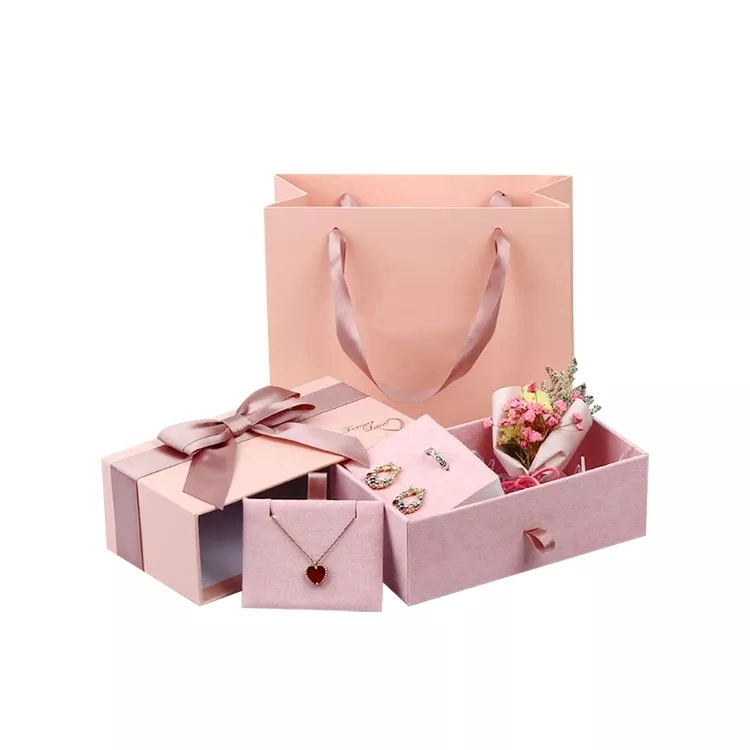 Bracelet Bags Accessories with Velvet Suede Pouch Packaging Mini Pink Cardboard Jewelry Box and Bag