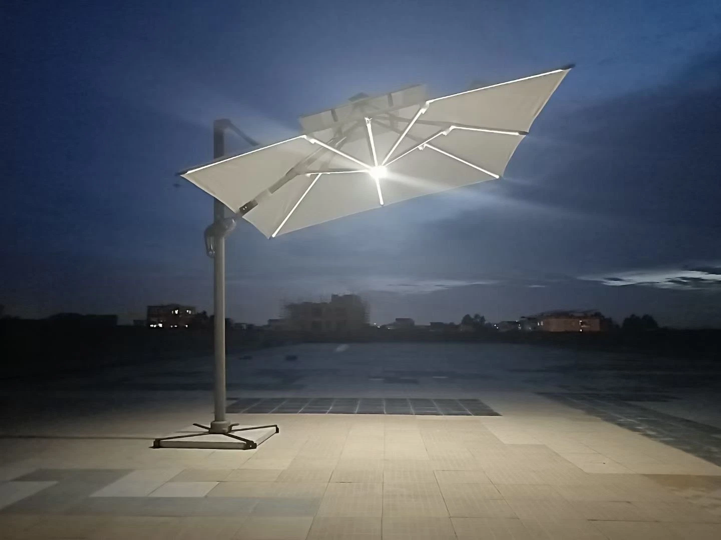 3 M Grande Guarda-sol de Jardim e Varanda Resistente aos Raios UV para Área Externa com Luz LED.