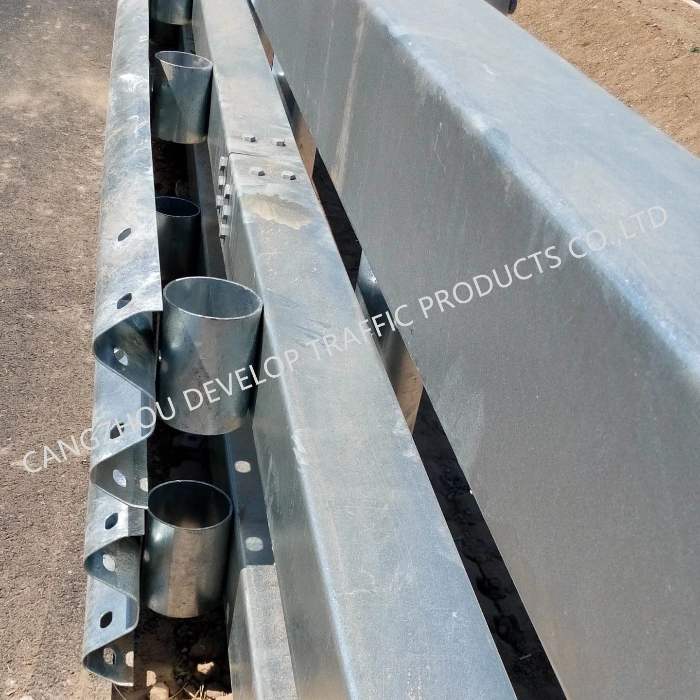 Roadway Safety W Beam Steel Crash Barrier Hot Dipped Galvanized Highway Guardrail