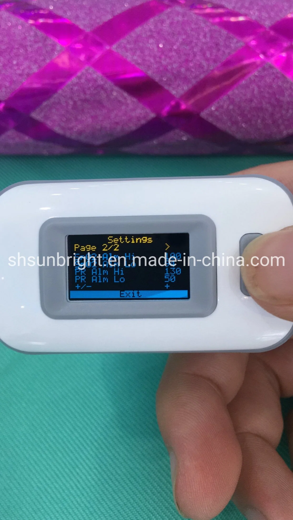 Blood Pulse Oximeter CE Fingertip Pulse Oximeter Blood Saturation Monitor