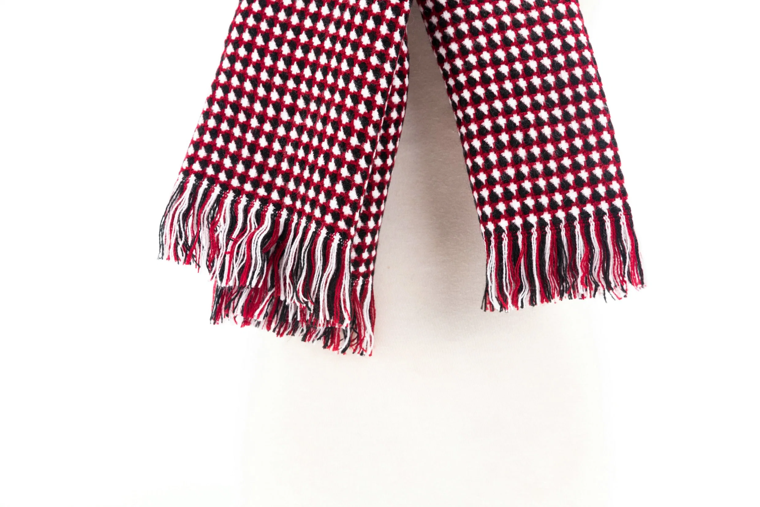 Home Rui Wholesale/Supplier Outerwear Apparel Accessory Woman Winter Warm Red Cashmere Woven Tassel Grid Checks Design Stoles Shawl Pashmina Large Oversize Blanket Scarf