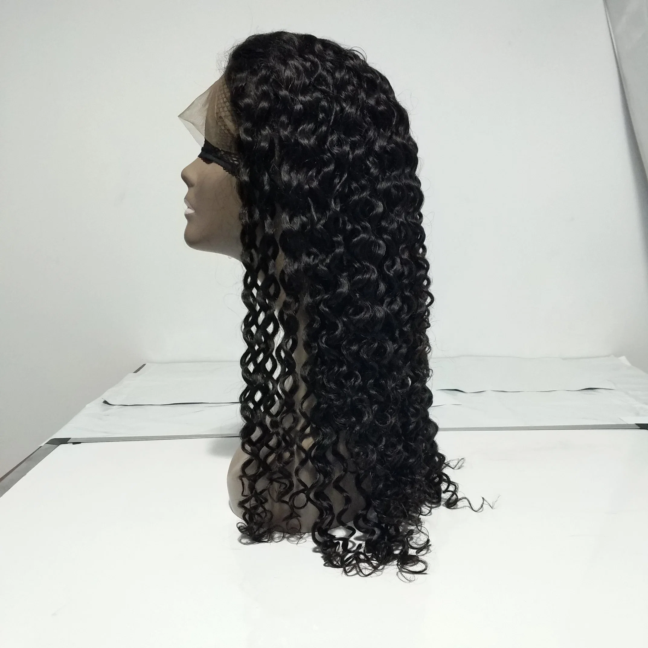 Cheveux humains prix d'usine Matières brutes de 150 % d'eau vague Full Lace Wig