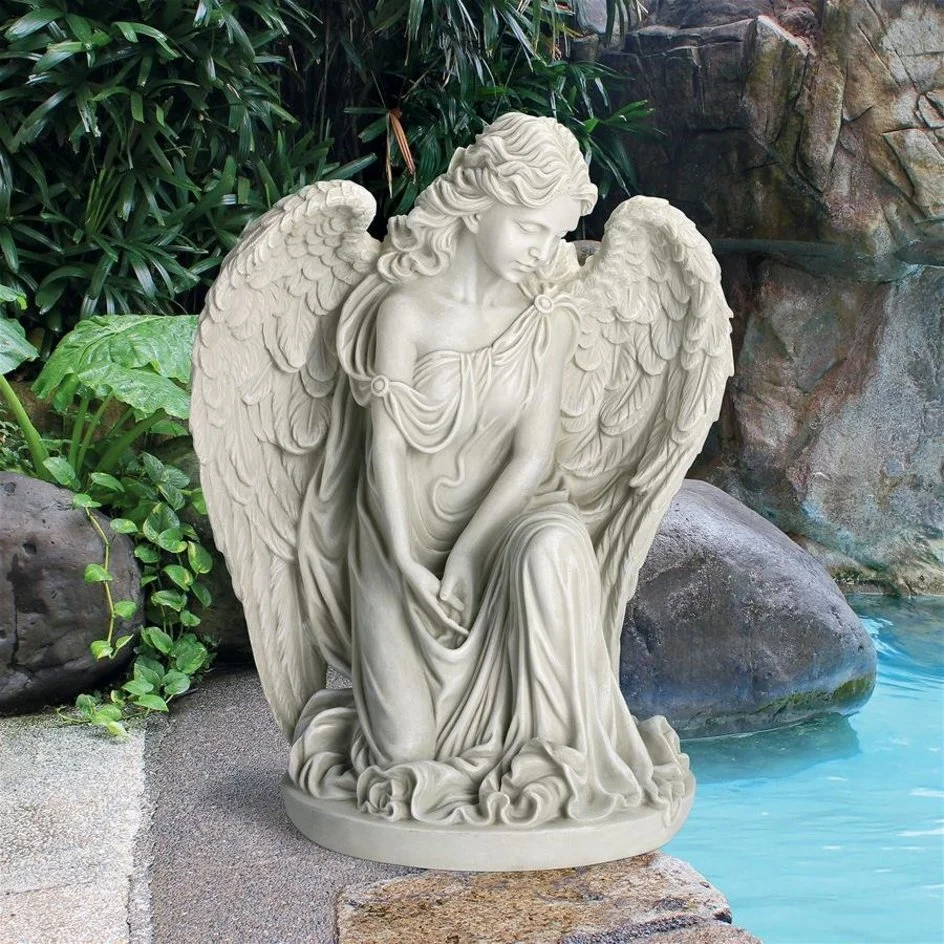 Semblante tranquila de resina rezando Anjo Decoração Estátua de Jardim