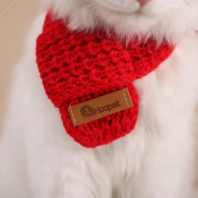 Wholesale/Supplier Fashion Warm Pet Red Knitted Scarf New Year Clothes