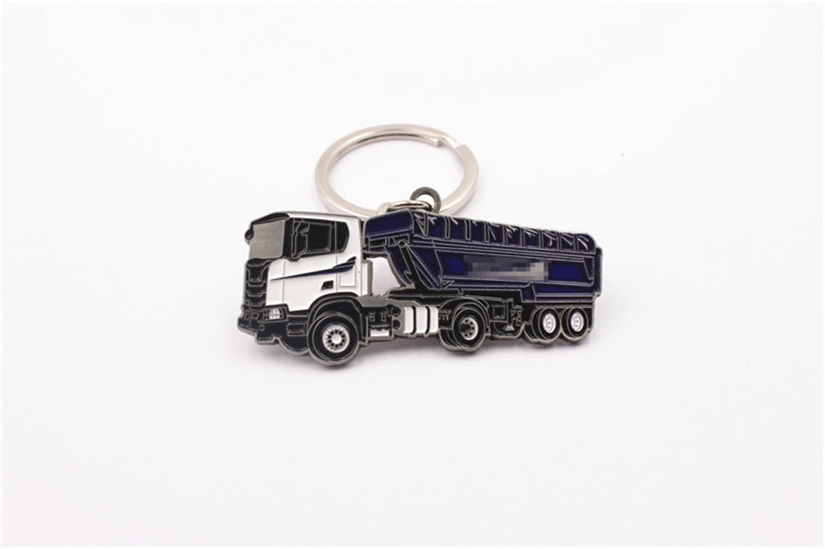 New 2D Semi Trailer Truck Freight Liner Lorry Car Keychain Enamel