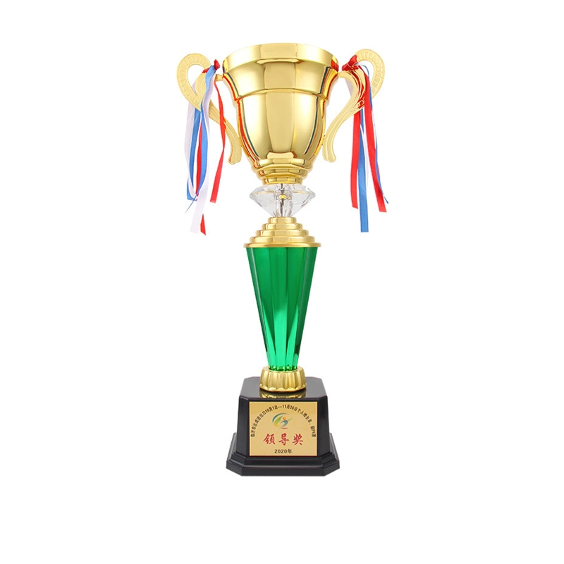 Chinese Arts and Crafts Manufacturer Designs Custom Wholesale/Supplier Fine Carved Electroplated Golf and Basketball Competition Prizes Crystal Metal Trophy Cup