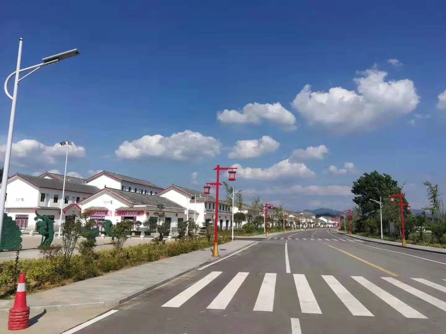 IP65 30-150W Wasserdichte LED-Außenbeleuchtung Solar Straße / Straße / Garten mit Panel Und Lithium-Batterie