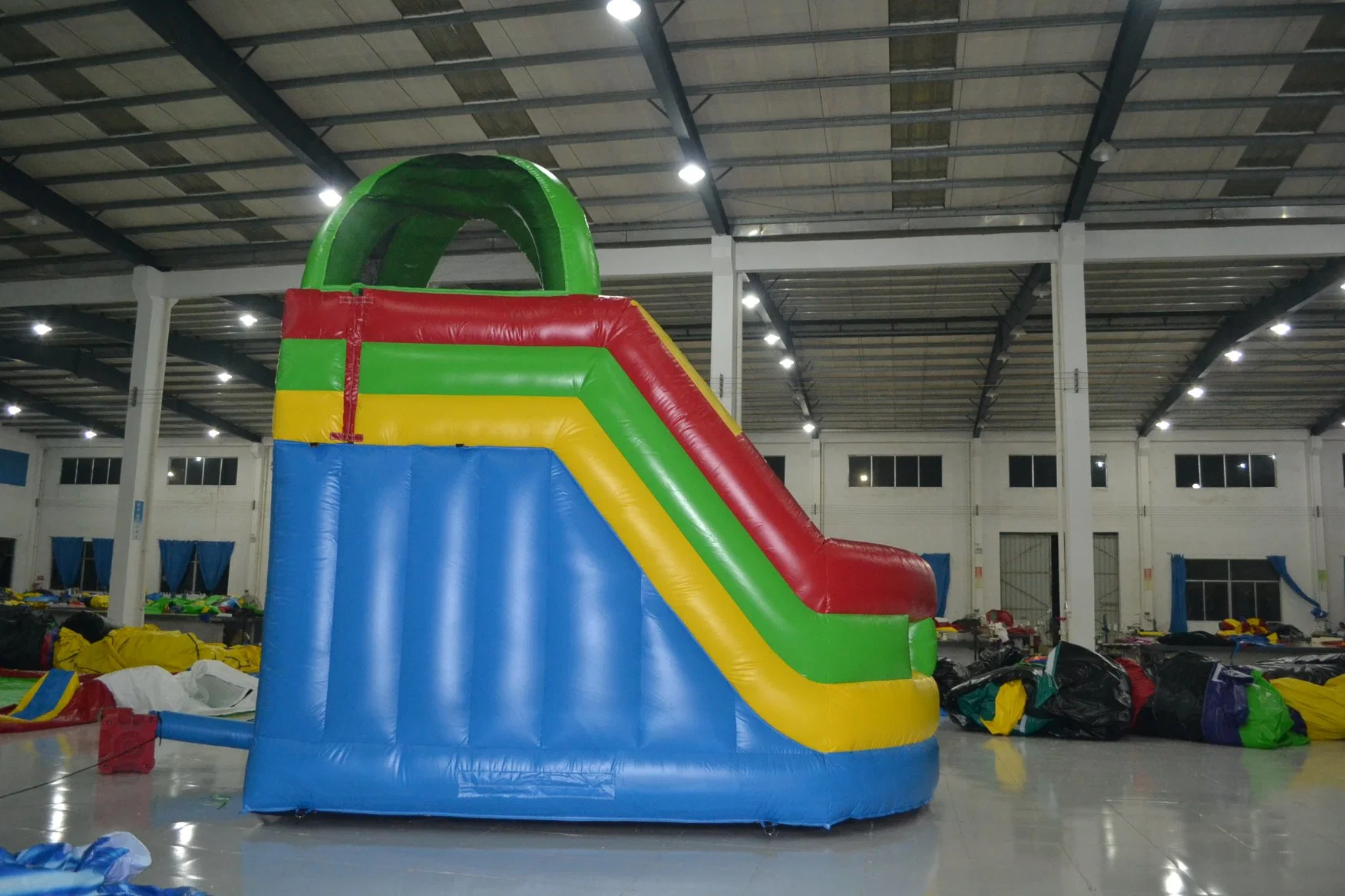 Inflatable Rainbow Obstacle Course (aq1451-2)