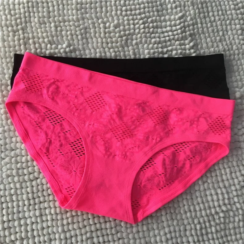 Sexy Seamless Underwear Female Short
