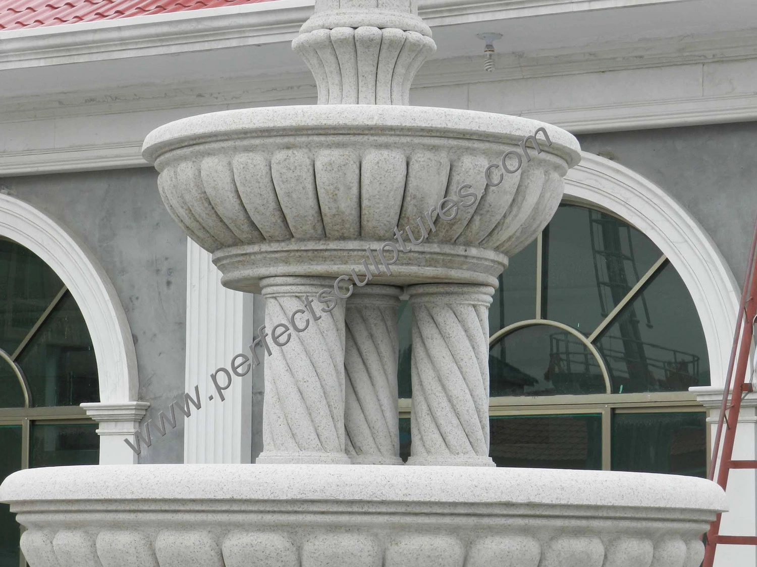 Garden Stone Marble Granite Water Fountain with Carved Column Swan Animal Sculpture (SY-F357)