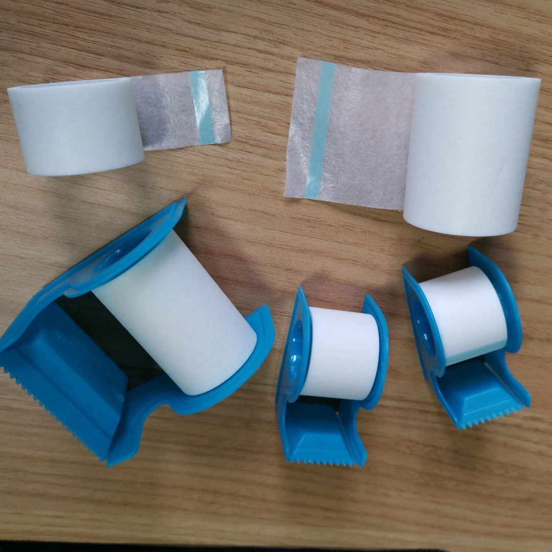 Neutrale Verpackung, Plastikverpackung, Zinnverpackung Chirurgische medizinische Fixierung Bandage nicht gewobene wasserdichte Klebeband und benutzerdefinierte Wunde erste Hilfe