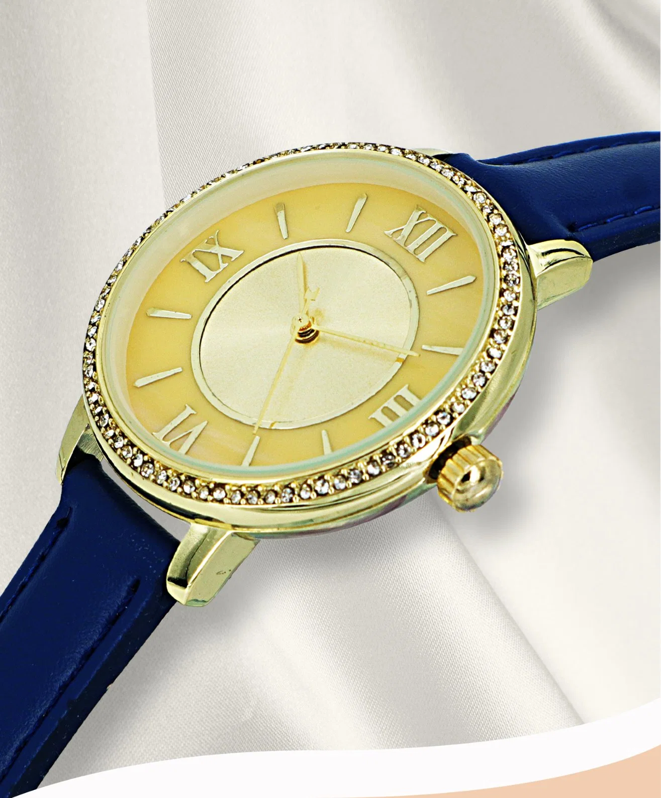 Simple Classic Fashion Female Lady Watch with Leather Strap
