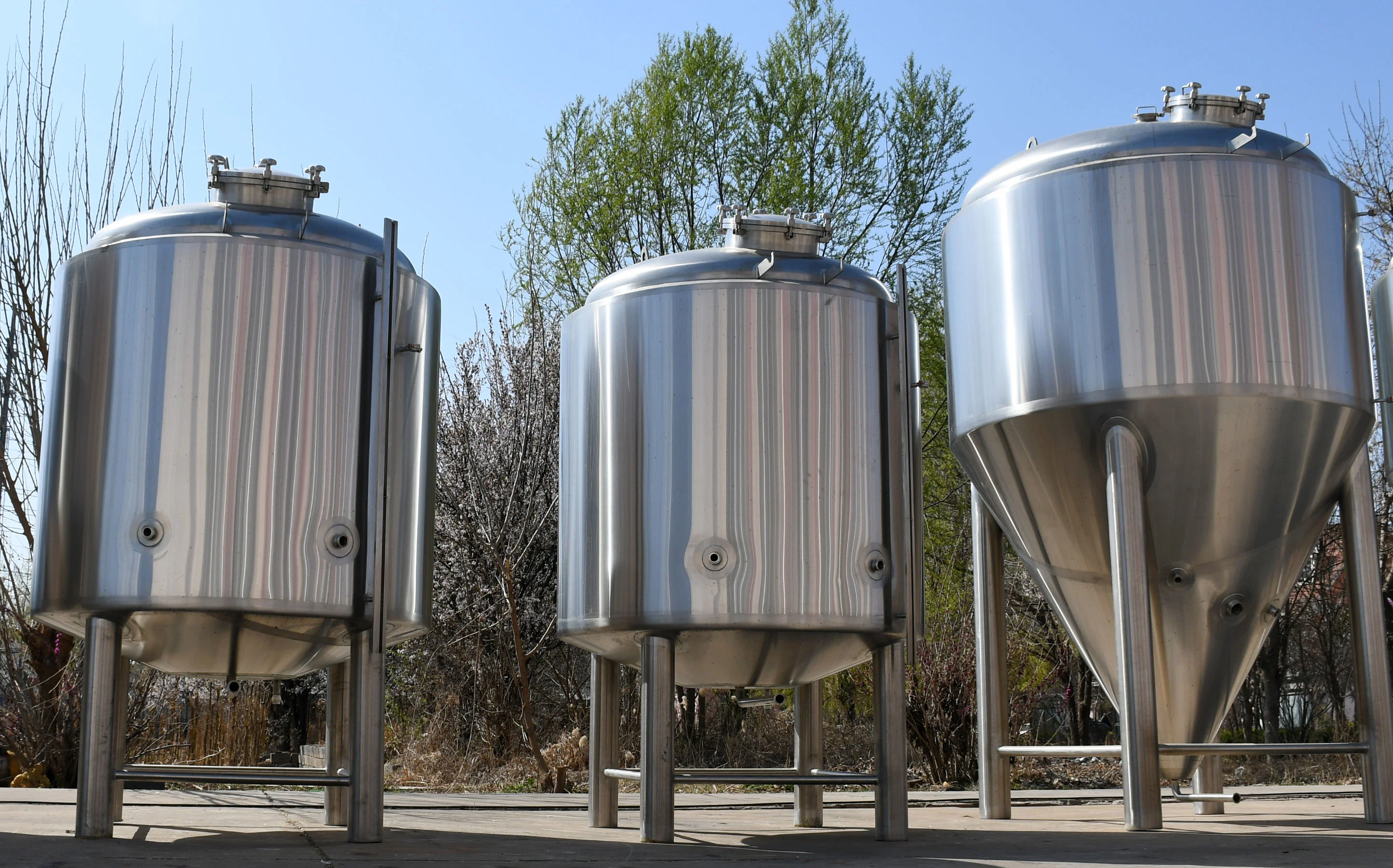 Hot Sales 1000L Beer Brewing Equipment 10barrels Stainless Steel Fermenter Tanks