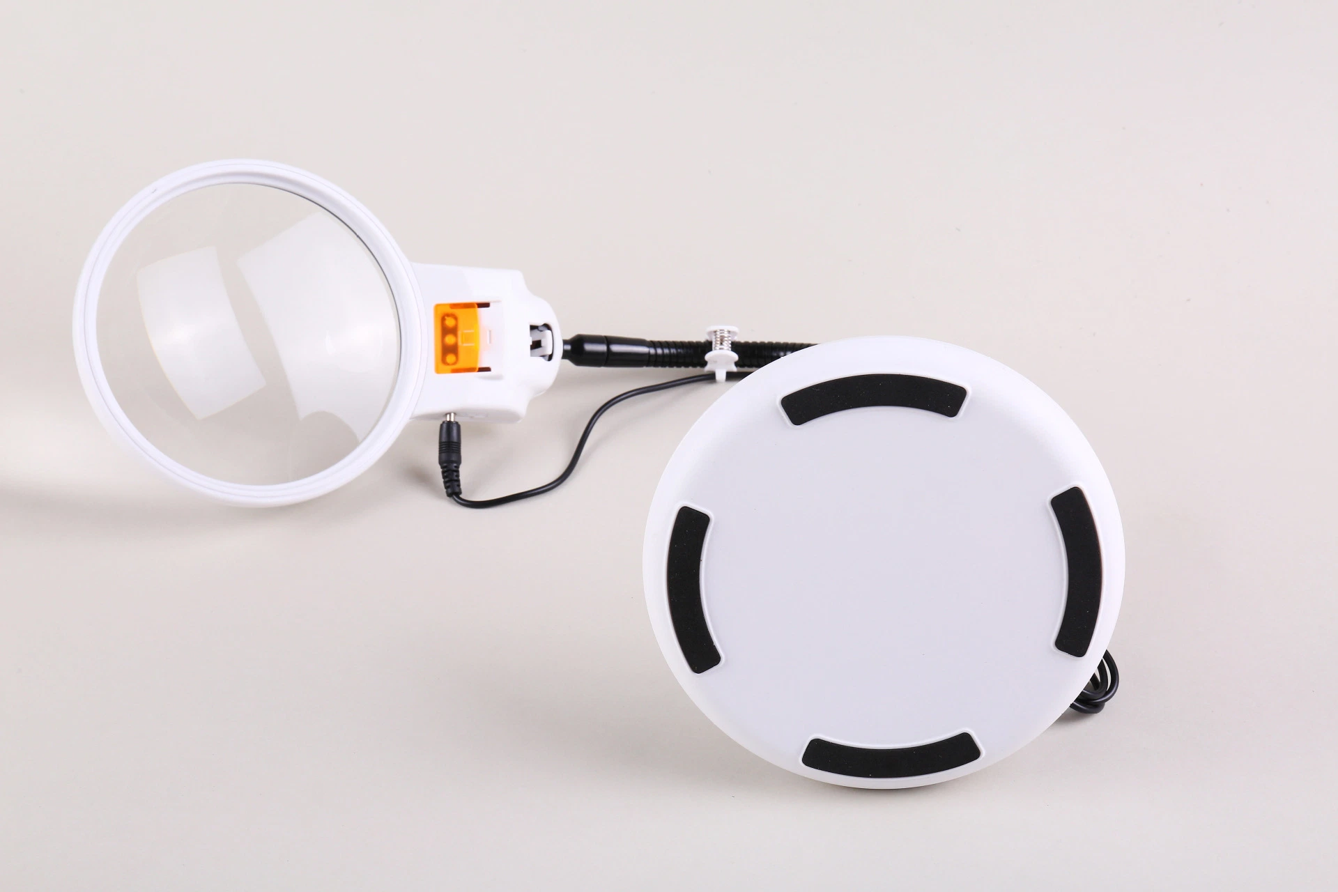 130mm Big Lens USB Cable Table Magnifier LED Light Desktop Magnifying Glass