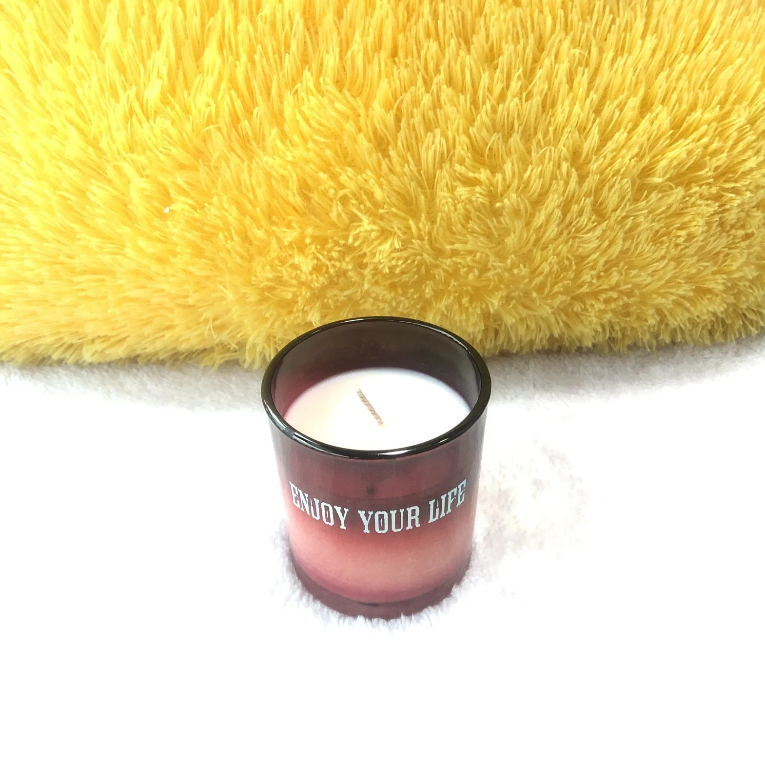 Personalized Scented Candle with Gradient Candle Jar Factory OEM ODM