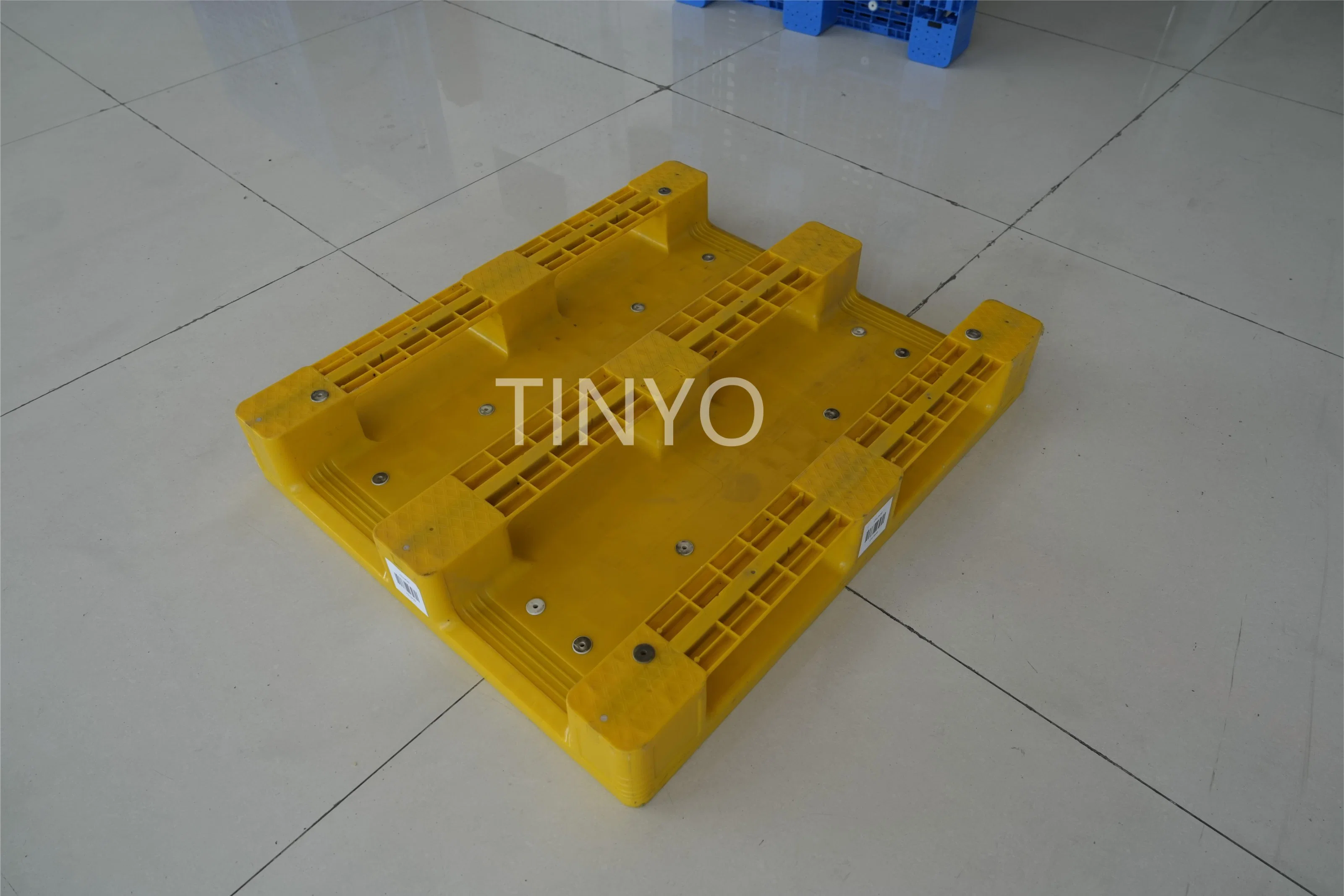 1200*1000mm Custom Made Heavy Duty Steel Reinforced Warehouse Recycle Euro Plastic Pallet for Exporting