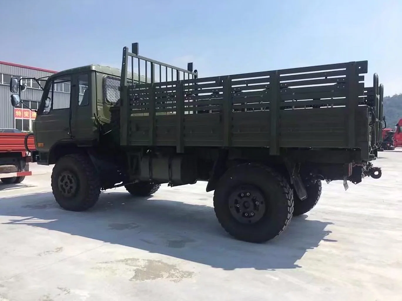 Heißer Verkauf Gute Qualität 4 * 4 10 Räder Verwendet Dump Truck Kipper Armee LKW für Militär