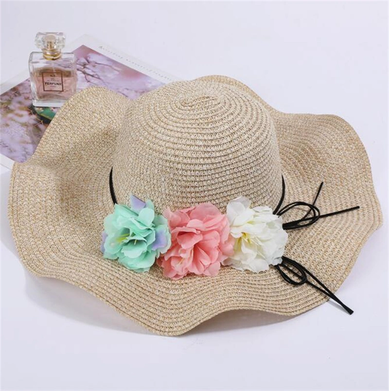 Atacado feminino Summer Beach Hat Wavy brim Wide Straw Hat