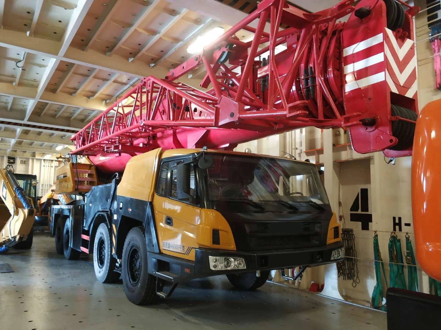 Prix bon marché STC500S 50 ton camion grue hydraulique mobile