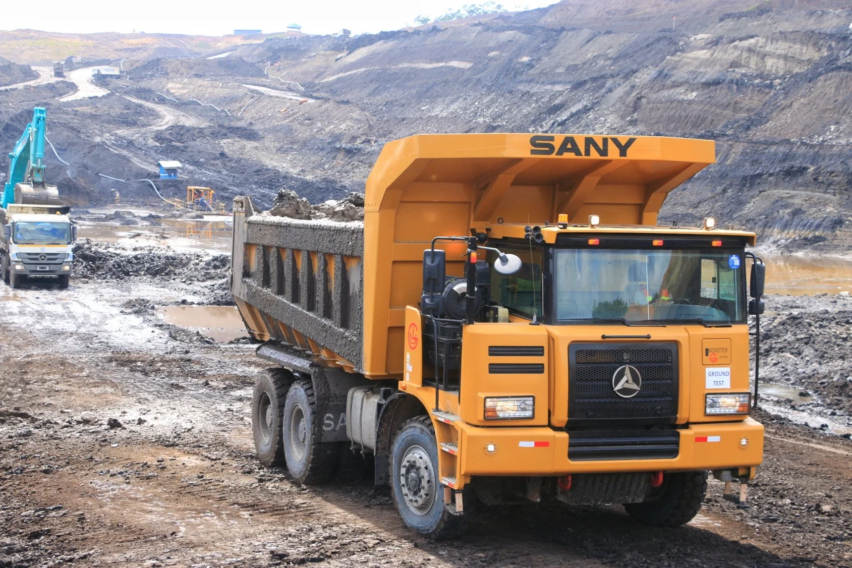 Camión volquete pesado Sany Srt55D 55t para minería - Camión rígido