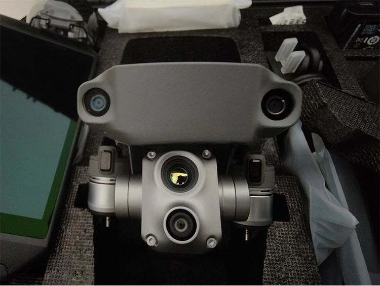 DJI Mavic 2 Versión avanzada de la industria de vehículos aéreos no tripulados Inspección de la potencia Versión óptica dual de vehículo aéreo no tripulado