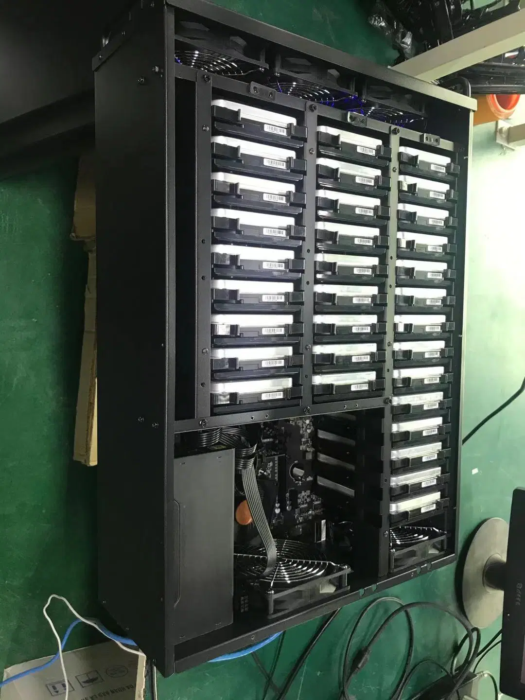 C32 Chia HDD Rig Motherboard with Intel I5 9400 CPU+DDR4 RAM 16GB +256GB SSD + Farm Case + 800W PSU + 32PCS 8t SATA HDD