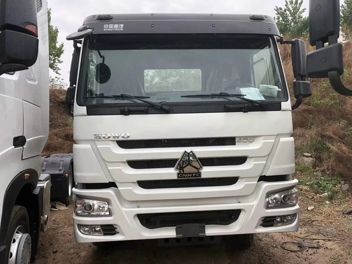 SINOTRUK HOWO WP 400HP Traktor Truck