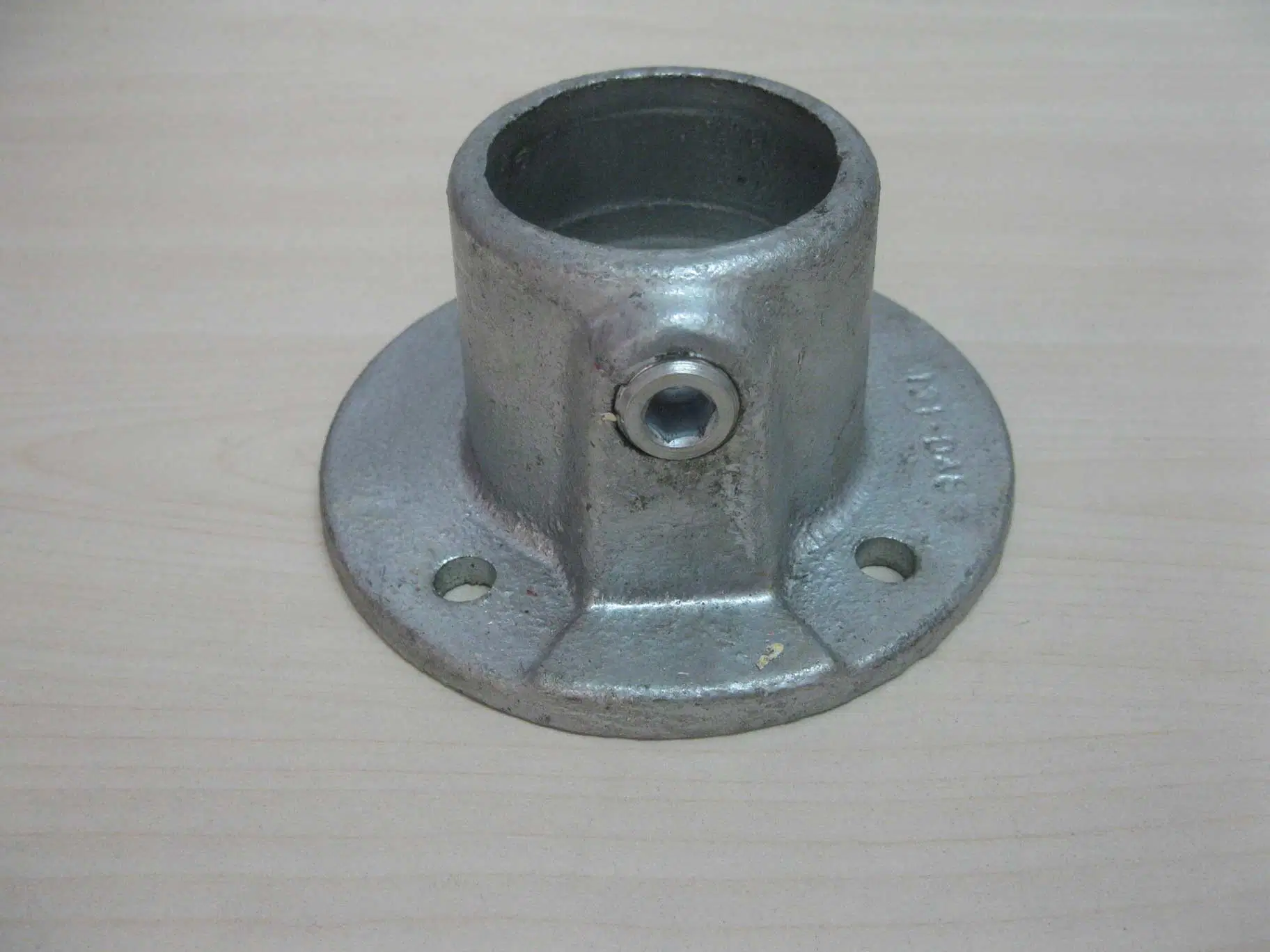 Malleable Iron Casting Pipe Clamp Fittings 26.9mm 33.7mm 42.4mm 48.3mm