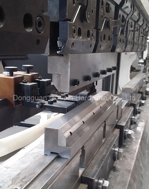 Pour la flexion de la machine Finn-Power Accurpress, Die CNC Appuyer sur le frein de l'outillage Outils Joggle