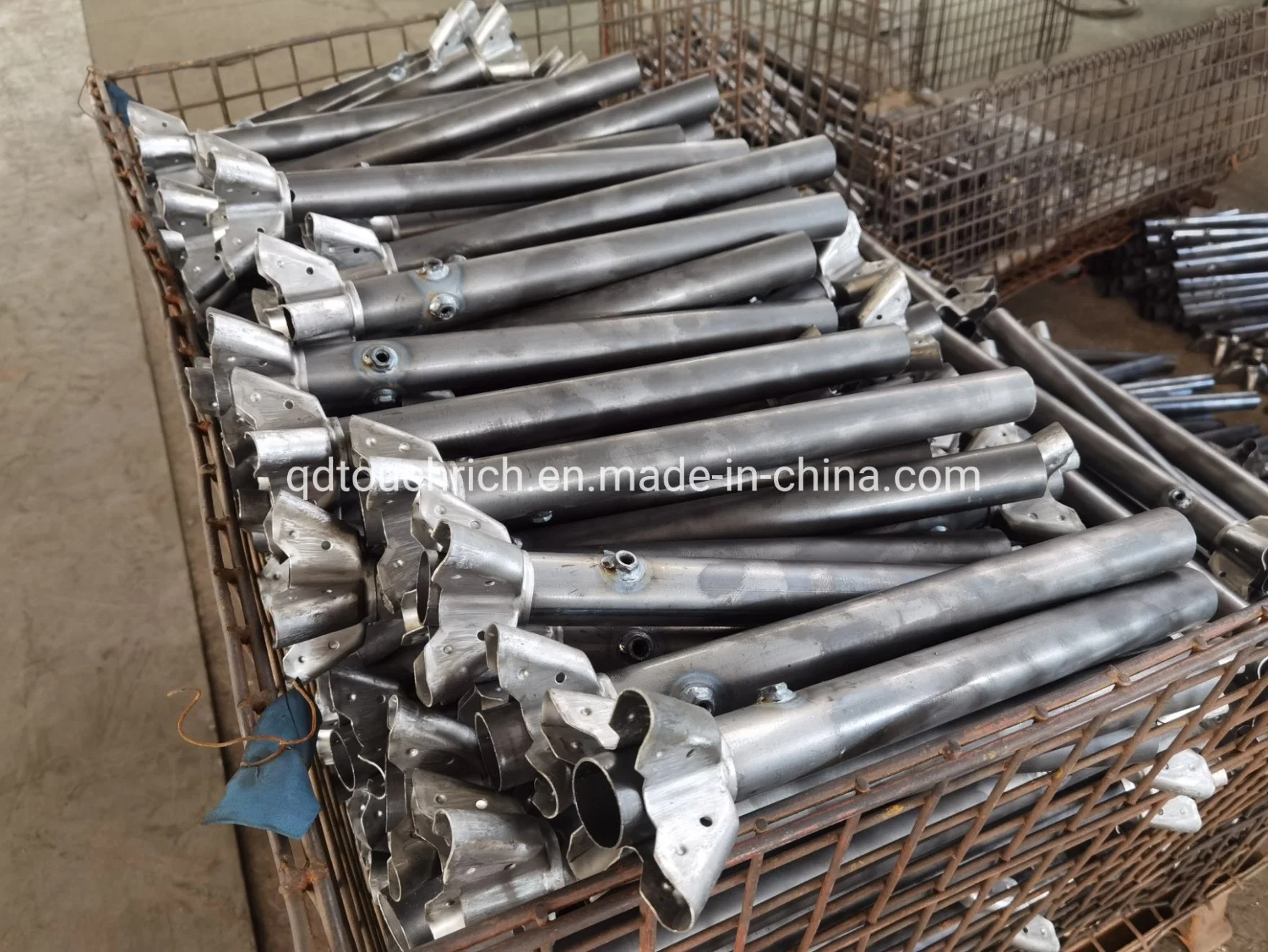 Factory Direct Sale Sheet Metal Fabrication Steel Stamping Robot Welding Steel Poles