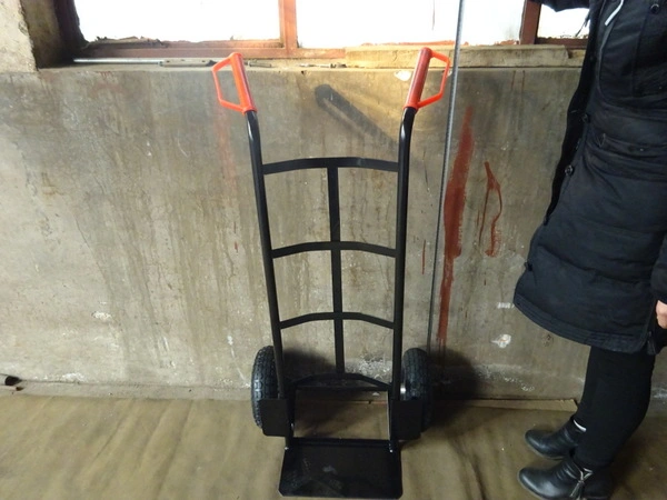 Black Color Strong and Reliable 200kg Heavy Duty Industrial Hand Trolley