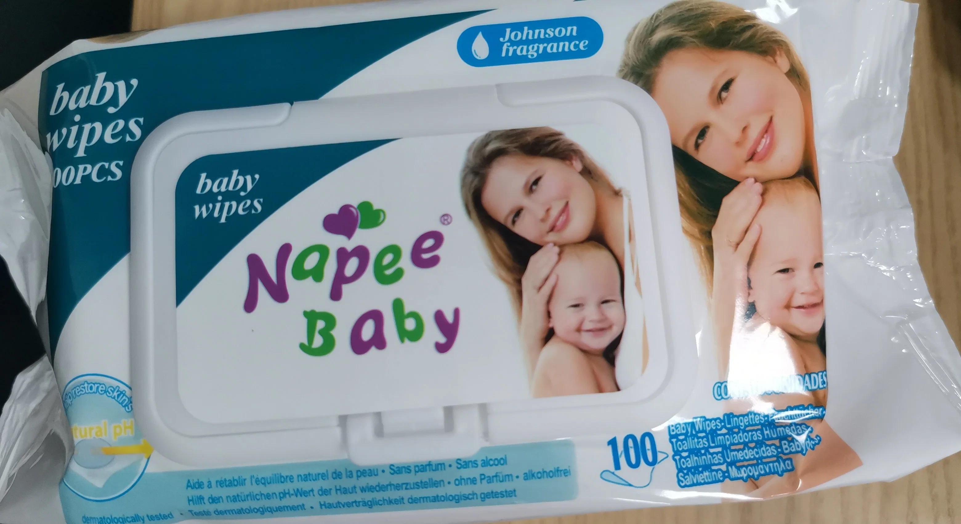 OEM ODM Fabricant Wipes Baby Wet Wipes mains Wet Wipes Nettoyage bon marché 100% eau pure