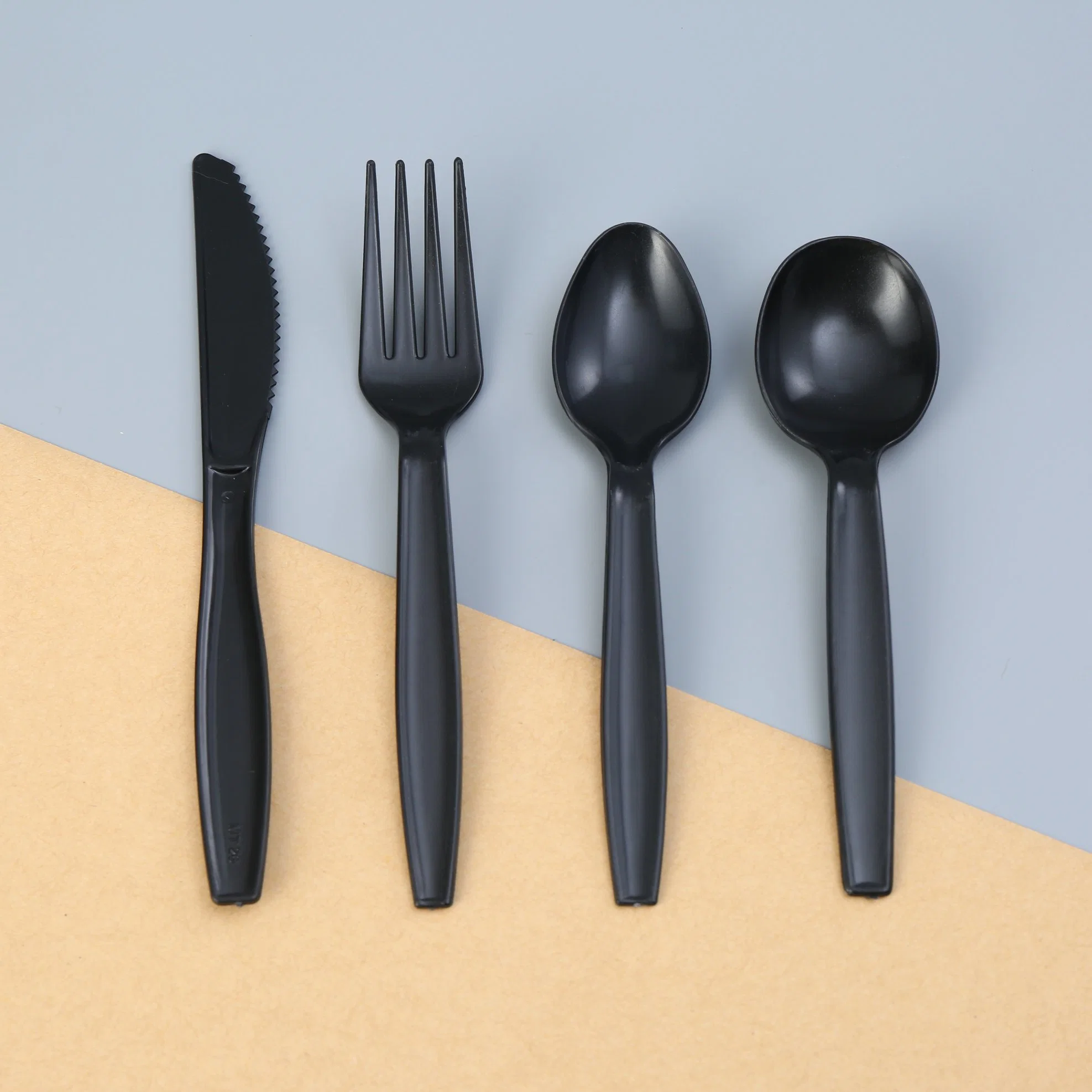 Wholesale/Supplier Black Plastic Disposable Cutlery Knife Fork Spoon (FI-185)