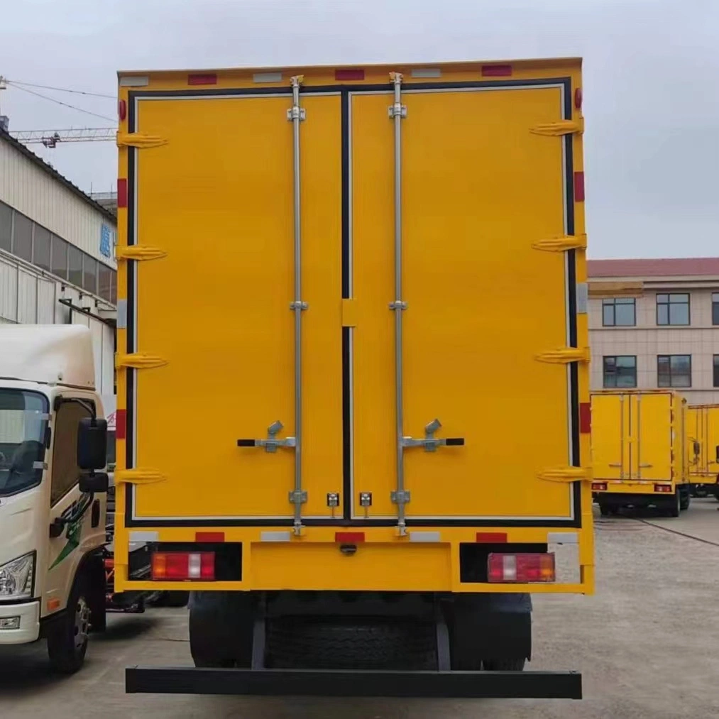 HOWO 4X2 Lignt Van for 12tons Grain Transportation